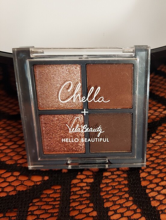 chella + vela beauty hello beautiful Other - Chella + Vela Beauty Blushing Rose Eyeshadow Palette NWT